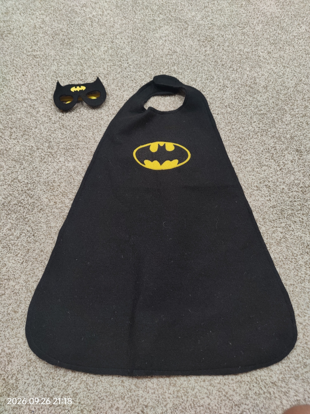 Batman Kids Cape and Mask Set Size 4 To 8